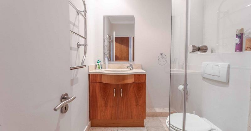 2 Bedroom Property for Sale in Cape Town Western Cape